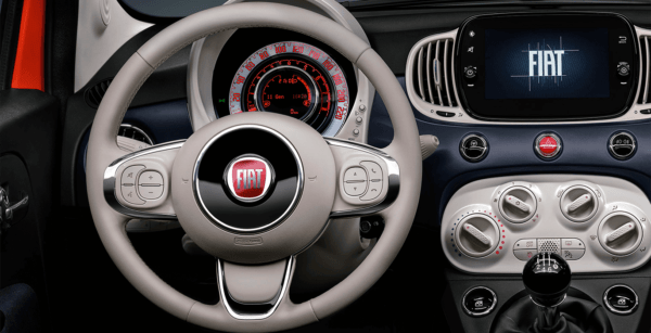 500 Cult Interiors techno leather steering wheel matt zoom Desktop 1920x1080 1 | Avanti Renting