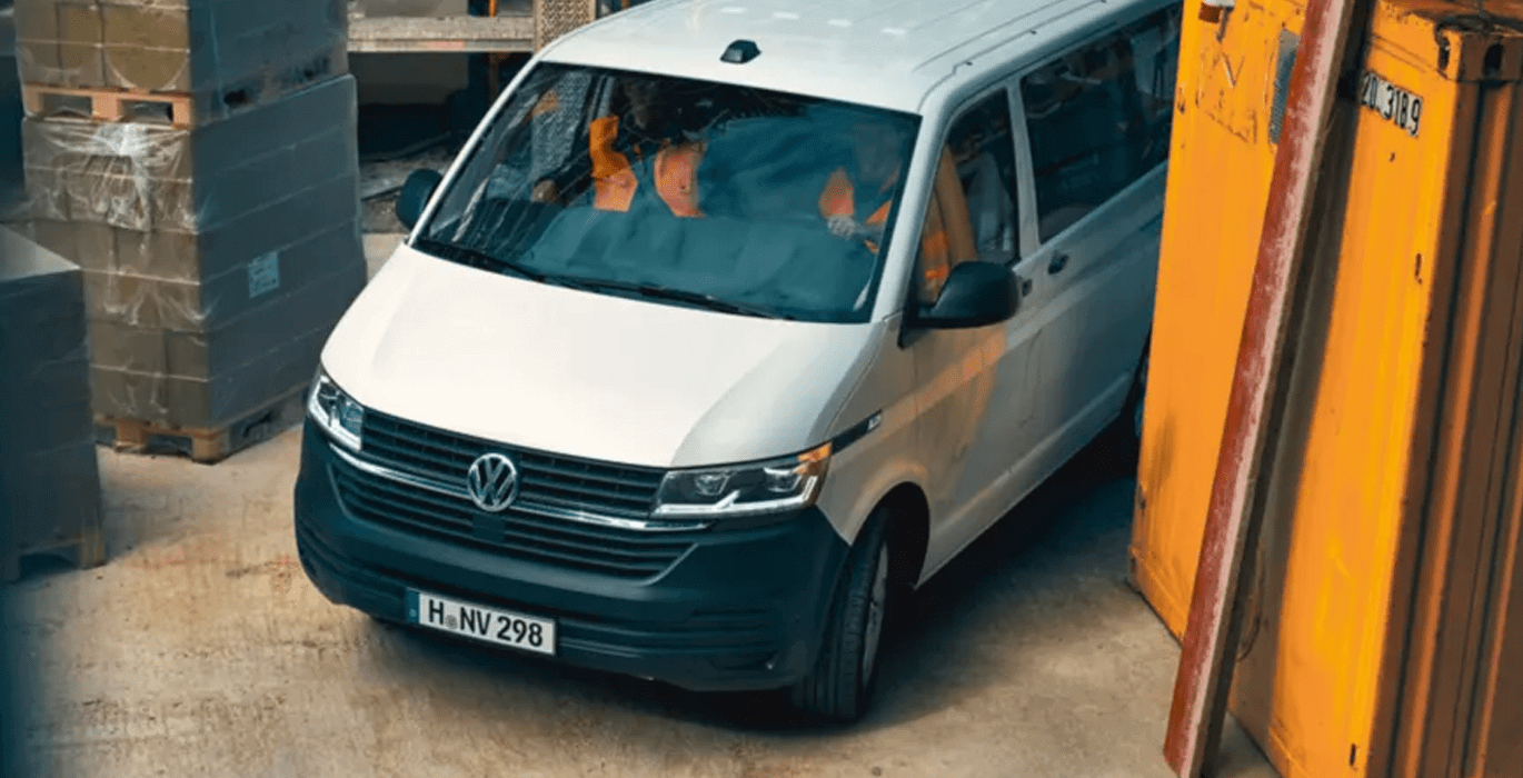 Volkswagen Transporter Furgón Corto Tn 2.0 Tdi 4 Volkswagen Transporter 2.0 TDI Furgon Corto IMAGEN 4 1 | Avanti Renting