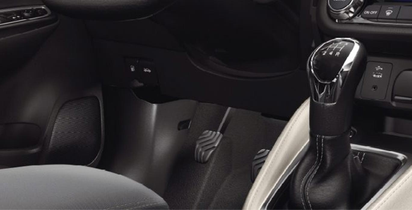 Nissan Micra Acenta 1.0 IG-T 5MT 4 nissan micra t 68 5 | Avanti Renting