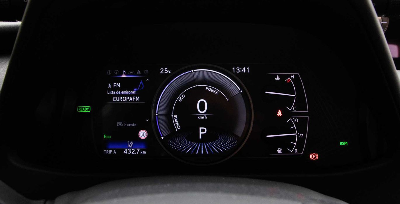 Lexus UX 250H 4X2 Premium 4 prueba lexus ux 250h 4x2 2019 | Avanti Renting