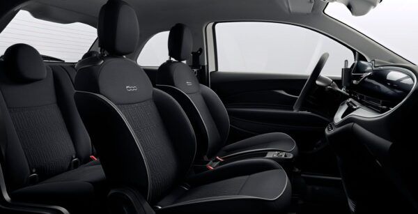 Fiat 500e Action Interior perfil | Avanti Renting