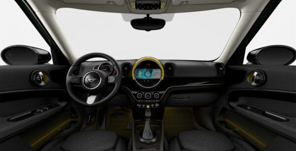 MINI Cooper SE ALL4 Countryman interior delantera 2 | Avanti Renting