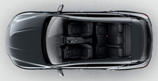 Maserati Levante Interior Cenital | Avanti Renting