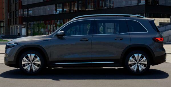 Mercedes Benz EQB 250 Exterior perfil | Avanti Renting