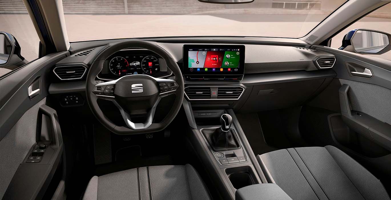 SEAT LEÓN 1.0 TSI Style XL 4 SEAT LEON 2.0 TDI Style XL interior delantera | Avanti Renting