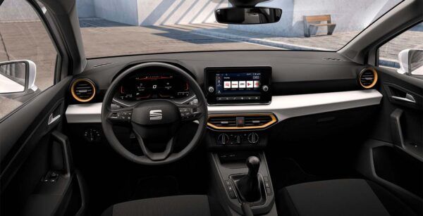 Seat Ibiza Reference interior delantera | Avanti Renting