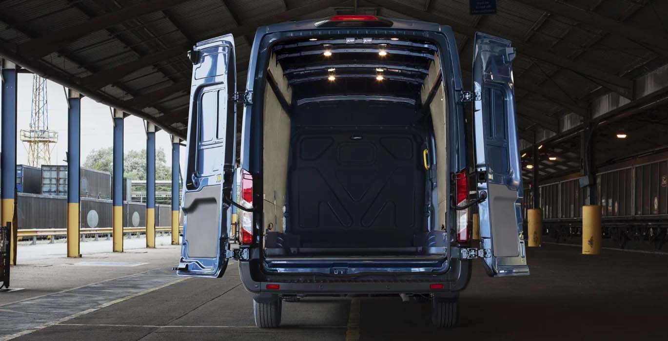 FORD TRANSIT VAN FT 350 L2 TREND N1 2.0EcoBlueHybrid 96KW (130CV) 2 ford transit van 4 | Avanti Renting