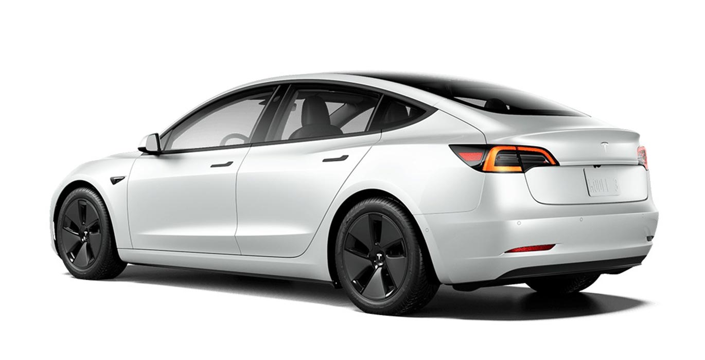 Tesla Model 3 Autonomía Estándar Plus RWD 2 tesla model 3 imagenes 4 | Avanti Renting