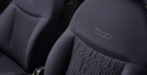 500 Cult Interiors new seats zoom Desktop 1920x1080 1 | Avanti Renting