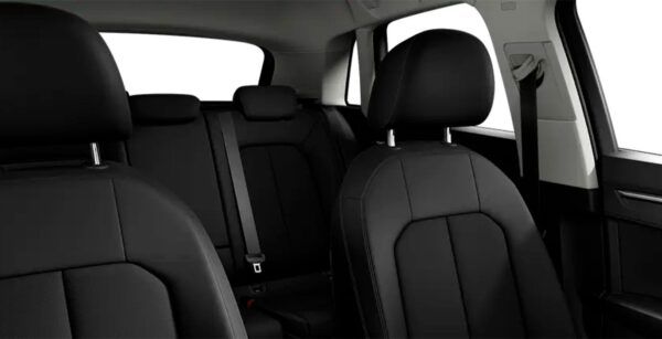 Audi Q3 Advanced 35 Tdi 110kw 150cv S Tronic interior trasera | Avanti Renting