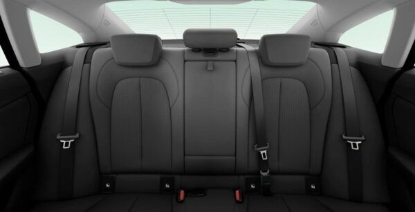 BMW Serie 2 Gran Coupe 218dA interior trasera | Avanti Renting