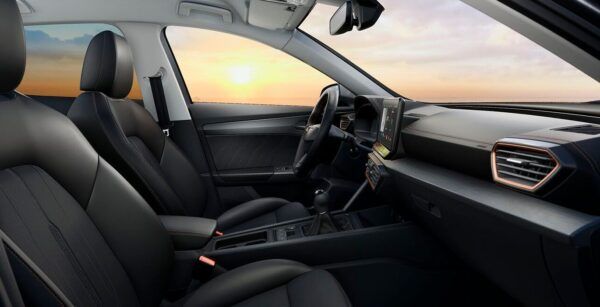 Cupra Formentor 2.0 TDI 150cv interior perfil | Avanti Renting