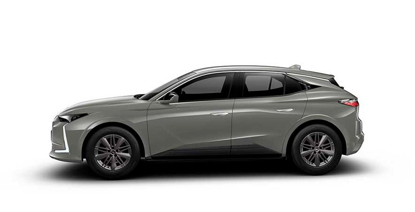 DS 4 BlueHDi 130 auto BASTILLE+ 1 DS 4 BlueHDi 130 auto BASTILLE exterior perfil | Avanti Renting