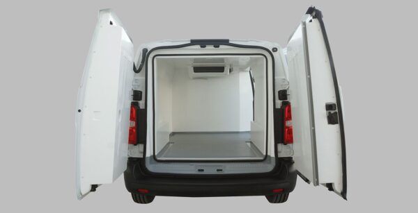 FIAT SCUDO Furgon L1 100cv MT6 Business M ISO interior trasera | Avanti Renting