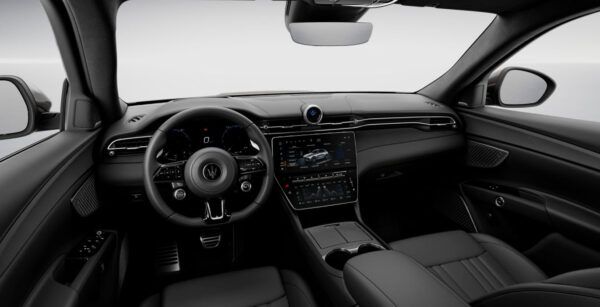 MASERATI Grecale GT interior delantera | Avanti Renting