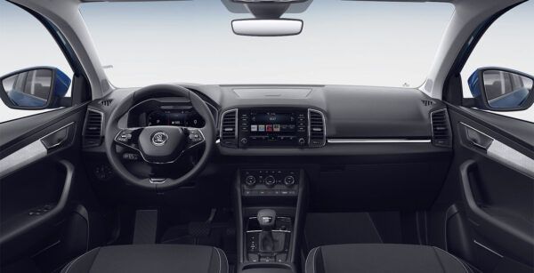 SKODA Karoq Ambition 2.0 TDI 150cv 4x4 DSG interior delantera | Avanti Renting