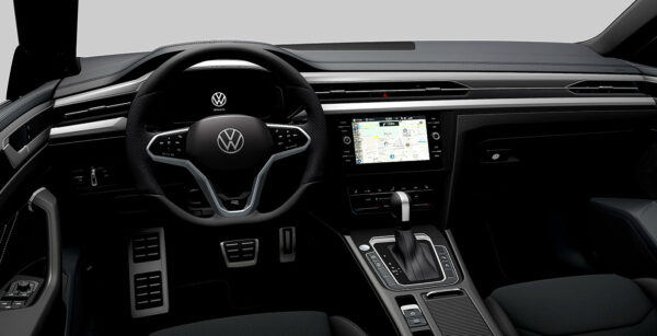 Volkswagen Arteon 2.0 TDI DSG R Line interior delantera | Avanti Renting