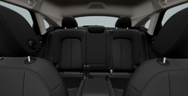 Audi Q3 Sportback Advanced 35 Tdi S Tronic interior trasera | Avanti Renting