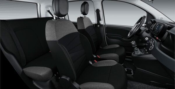FIAT Panda City Life Hybrid interior perfil | Avanti Renting