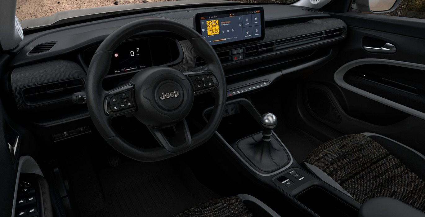 JEEP Avenger 1.2 Turbo Longitude 3 JEEP Avenger 1.2 Turbo Longitude interior delantera | Avanti Renting