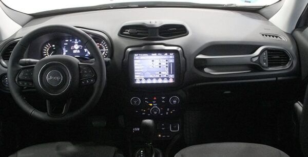 Jeep Renegade S 4XE interior delantera | Avanti Renting