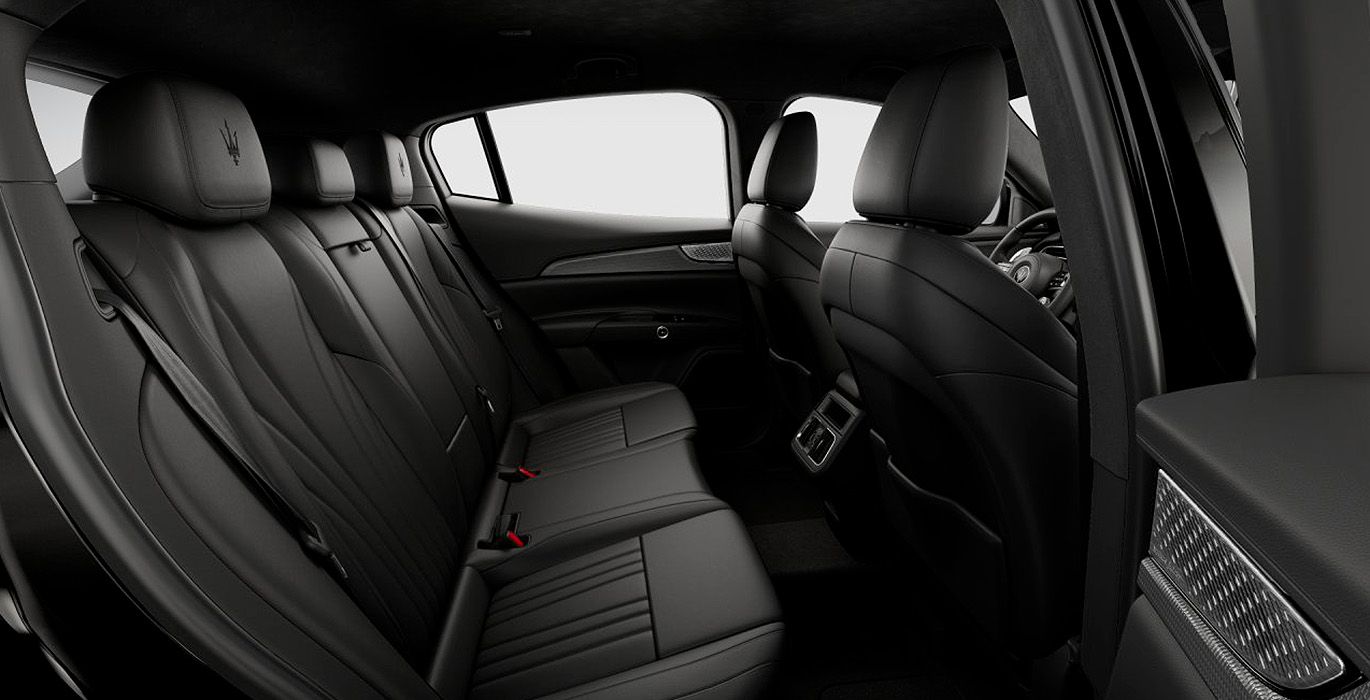 MASERATI GRECALE GT L4 MHEV 300CV AWDAUTOMATICO interior perfil | Avanti Renting