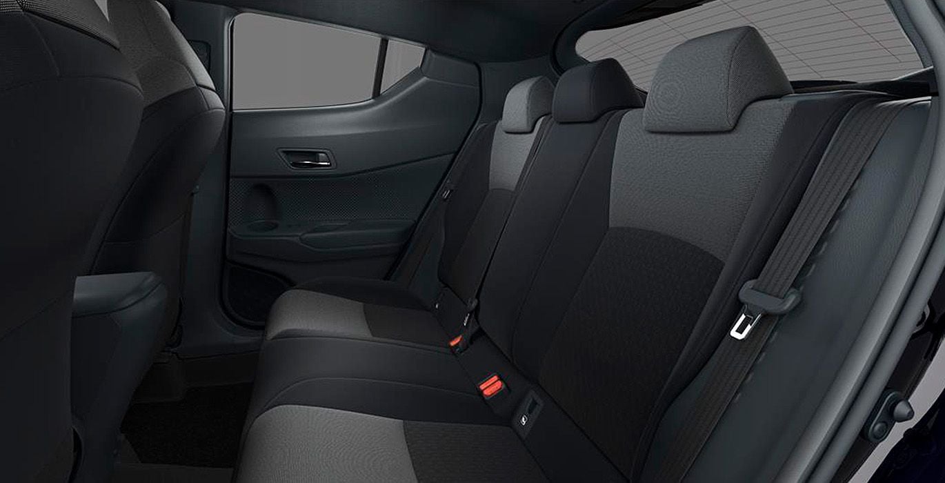 Toyota C-HR Active 5 Toyota C HR Active interior trasera | Avanti Renting