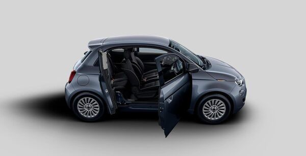 Fiat 500 Electrico exterior perfil 2 | Avanti Renting