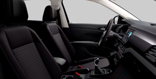 Volkswagen T Cross Advance 1.0 TSI interior perfil | Avanti Renting