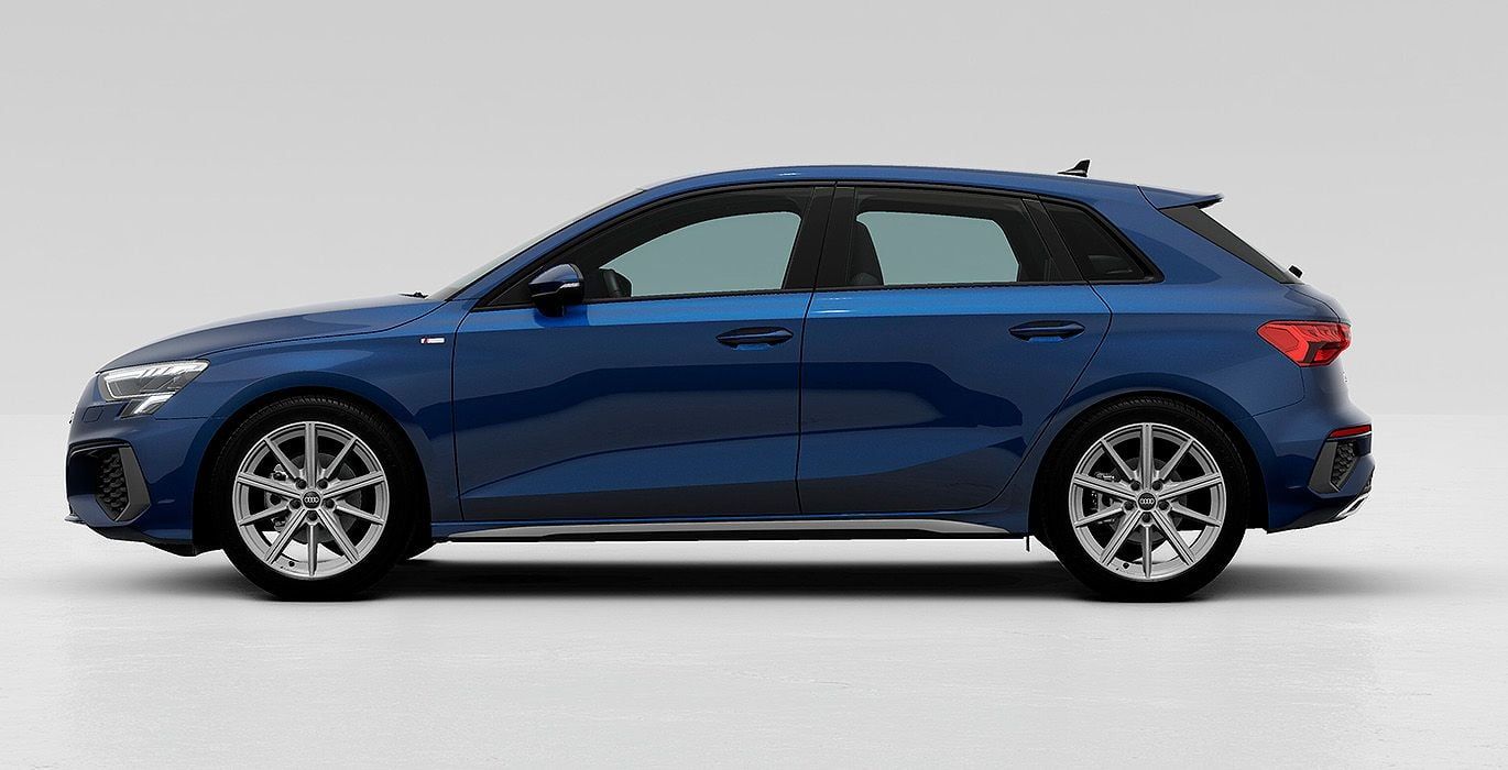 AUDI A3 Sportback S-Line 30 TDI 1 AUDI A3 Sportback S Line 30 TDI exterior perfil | Avanti Renting