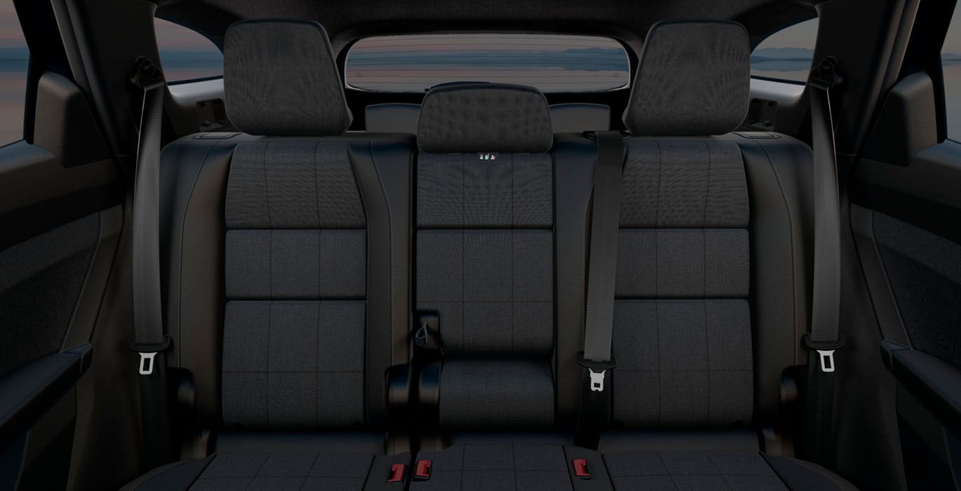RENAULT ESPACE TECHNO E TECH FULL HYBRID 200CV interior asientos | Avanti Renting