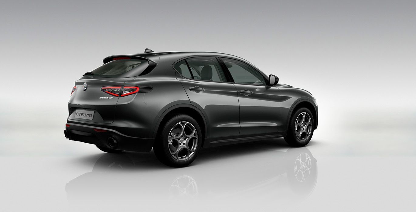 ALFA ROMEO Stelvio 2.2 JTDM Sprint exterior trasera 2 | Avanti Renting