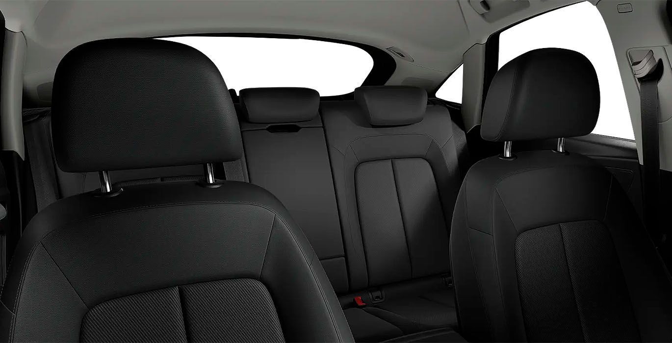 Audi Q5 Sportback Advanced 35 Tdi S Tronic interior trasera | Avanti Renting