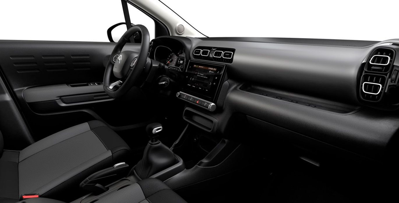 CITROEN C3 Aircross PureTech 110 Plus interior perfil | Avanti Renting