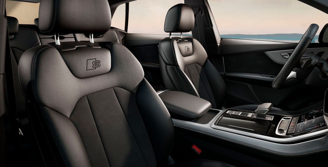 Audi Q8 SUV S line 45 TDI Quattro Tiptronic 4 Audi Q8 SUV S line 45 TDI Quattro Tiptronic interior delantera II | Avanti Renting