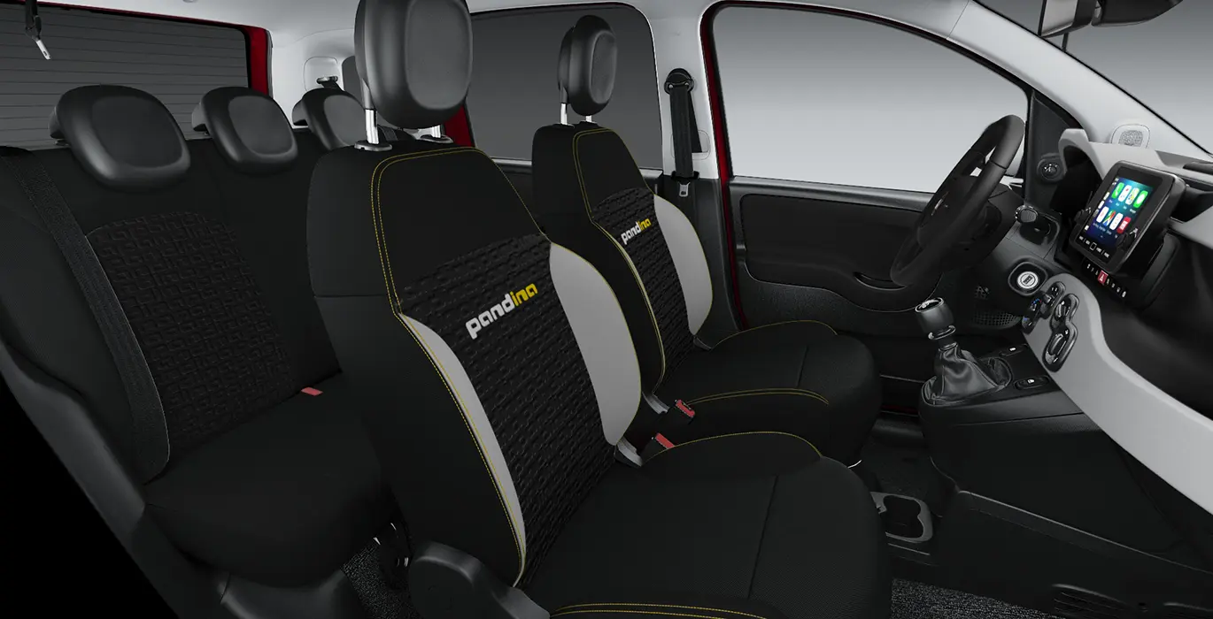 FIAT Panda Pandina 1.0 Hybrid 51kW interior trasera | Avanti Renting