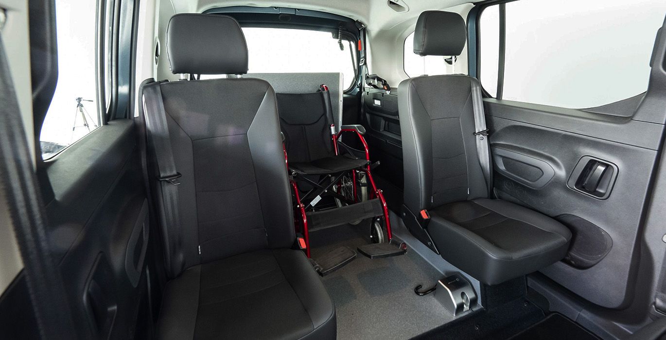 Citroen Berlingo Talla M BlueHDi 100 YOU L1 N1 Adaptado interior silla | Avanti Renting