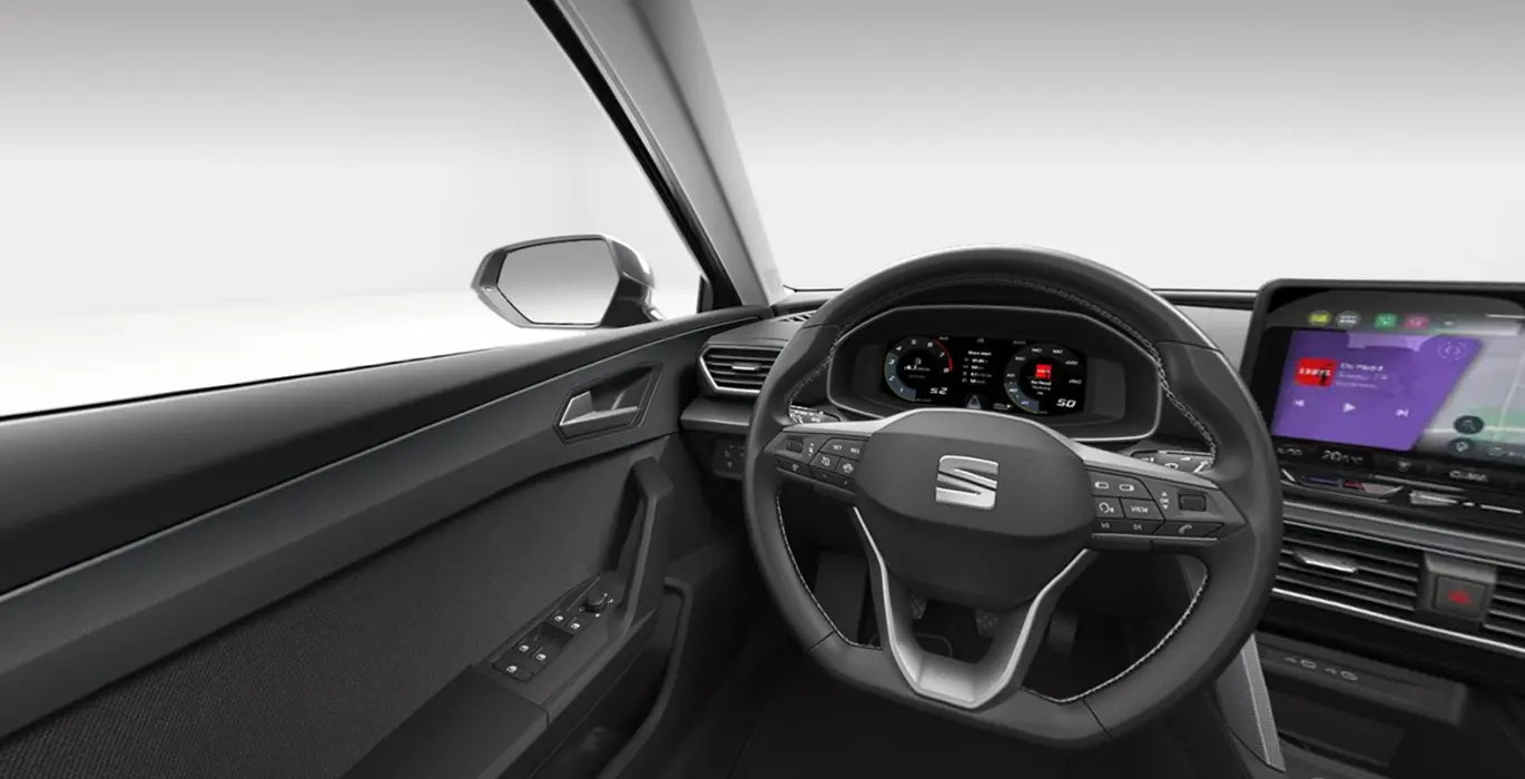 Audi Q5 Special ECO PRO Super 4 Seat Leon 1.5 eTSI DSG 7 SS Style XL interior delantera | Avanti Renting