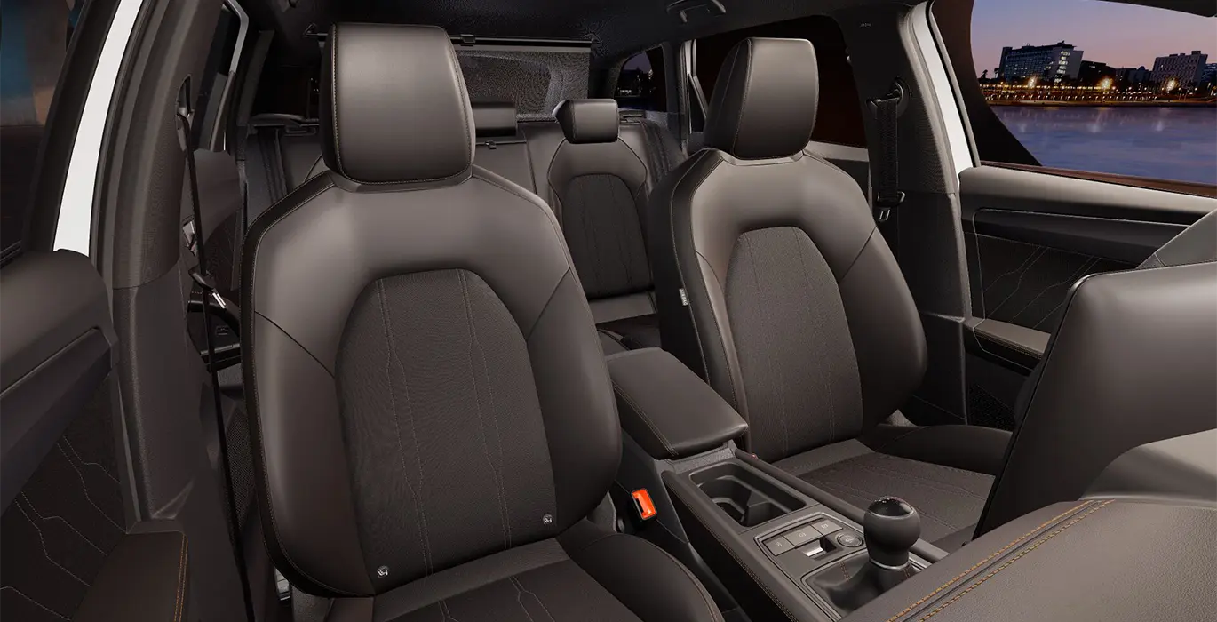 Cupra León Sportstourer 1.5 TSI 110kW 5 Cupra Leon Sportstourer 1.5 TSI 110kW interior trasera | Avanti Renting
