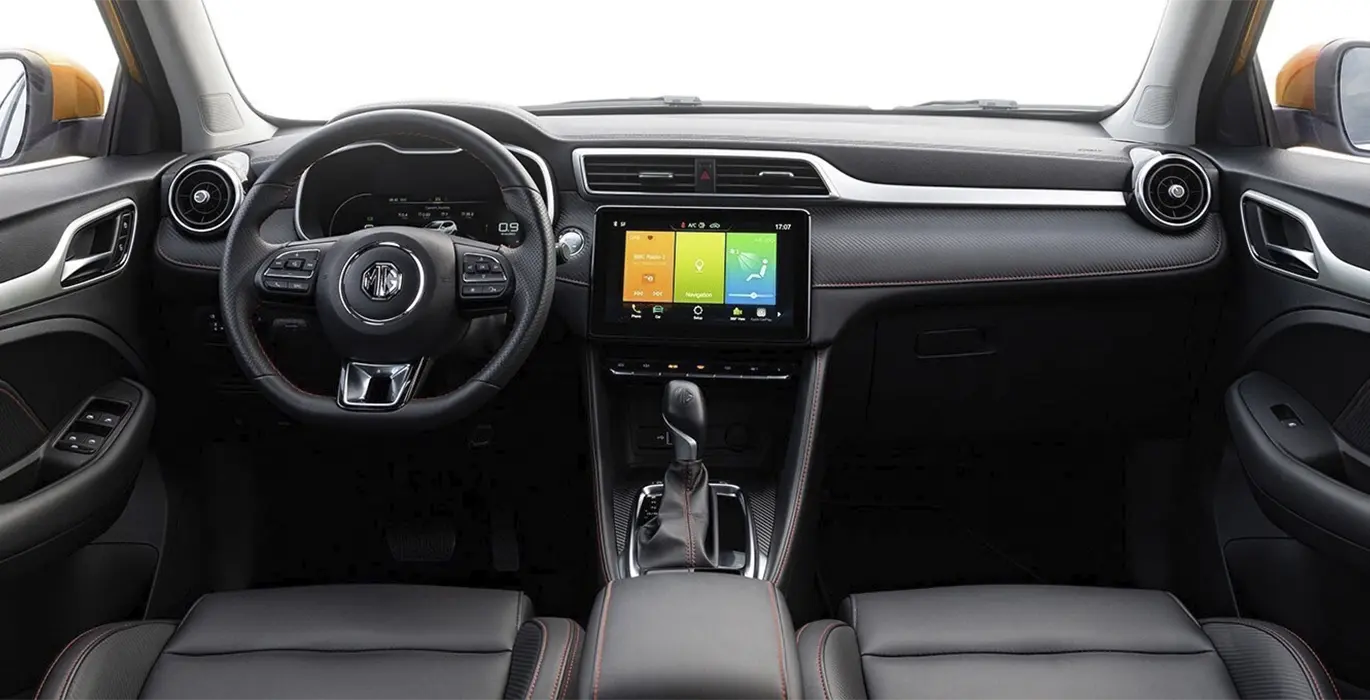 MG ZS 1.5 Comfort 3 MG ZS 1.5 Comfort interior delantera II | Avanti Renting