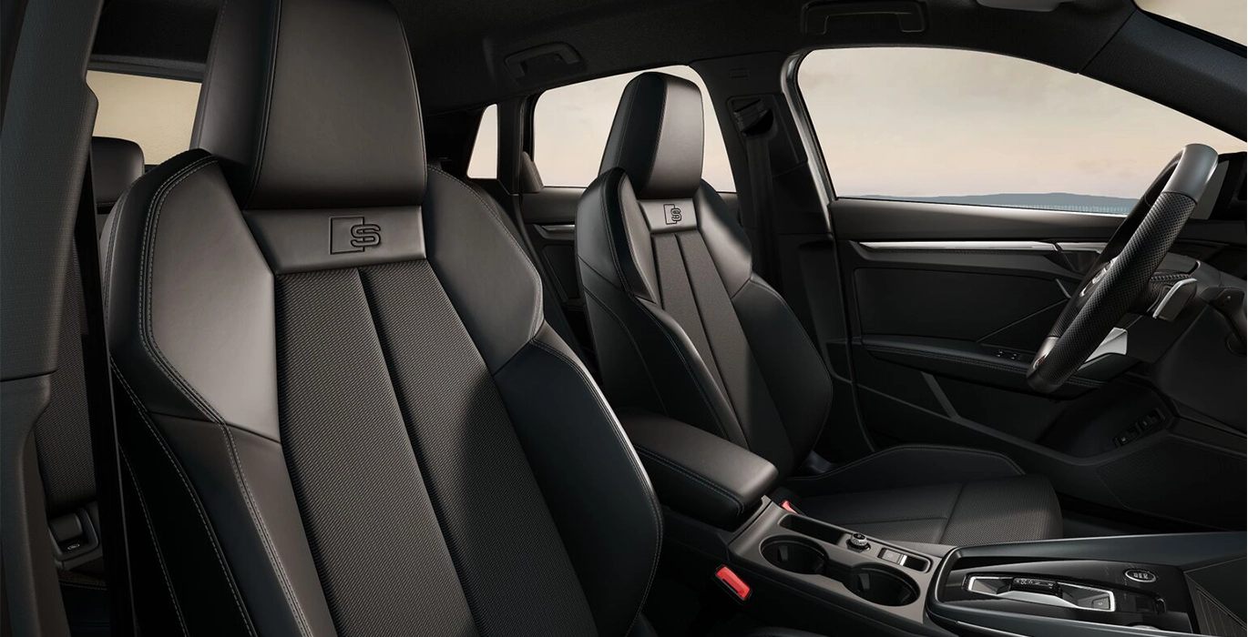 AUDI A3 Sportback S Line 40 TFSIe 150kW S Tron 4 AUDI A3 Sportback S Line 40 TFSI e 150kW S Tron interior delantera II | Avanti Renting