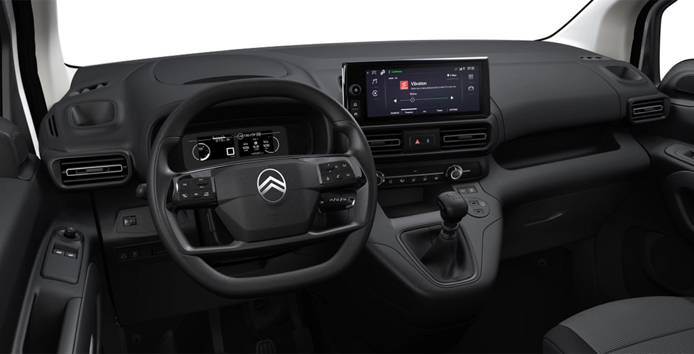 Citröen Berlingo Talla M BlueHDI 100cv van 3 Citroen Berlingo Talla M BlueHDI 100cv van interior delantera | Avanti Renting