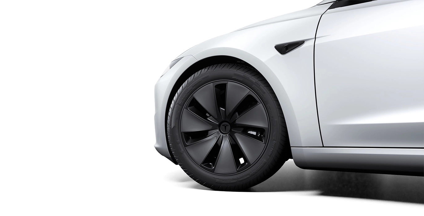 Tesla Model 3 RWD rueda | Avanti Renting