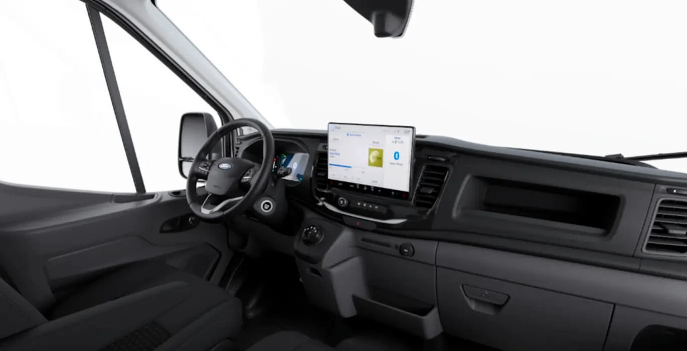 Ford Transit Van 350 L3 BEV Trend 184cv RWD interior delantera | Avanti Renting