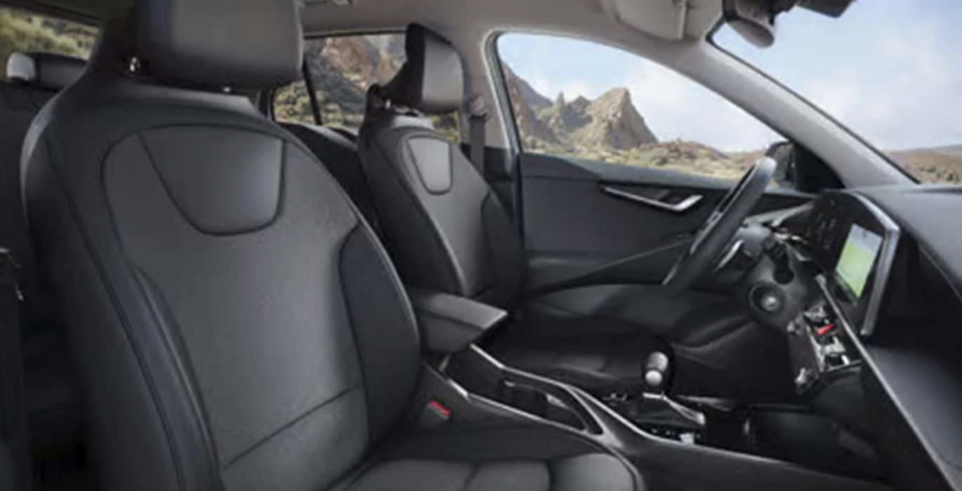 Kia Niro 1.6 GDi HEV 95kW Drive interior delantera | Avanti Renting