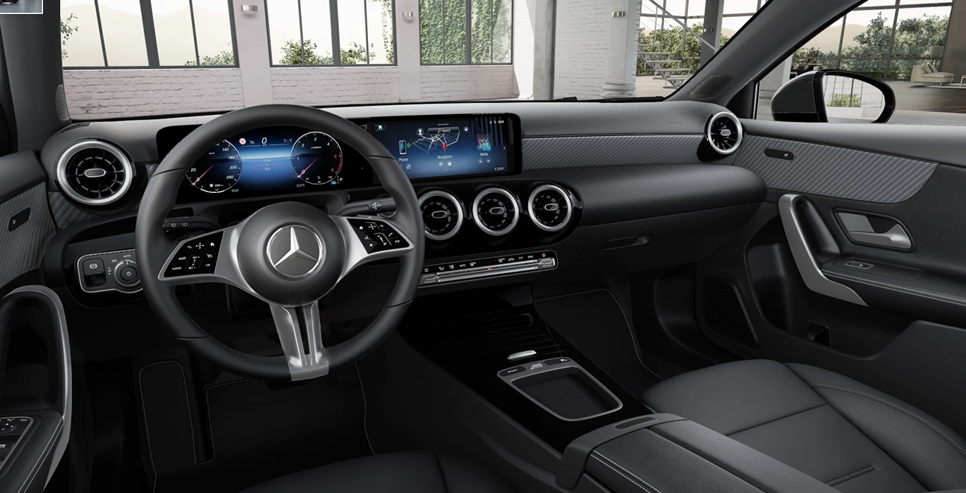 Mercedes Benz Clase A 200d interior delantera | Avanti Renting
