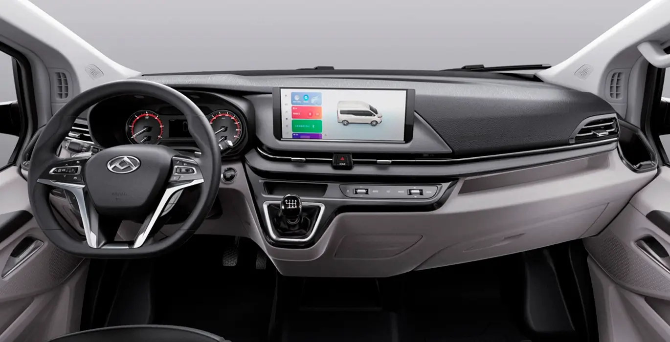 Maxus Deliver 7 L2H1 interior delantera | Avanti Renting