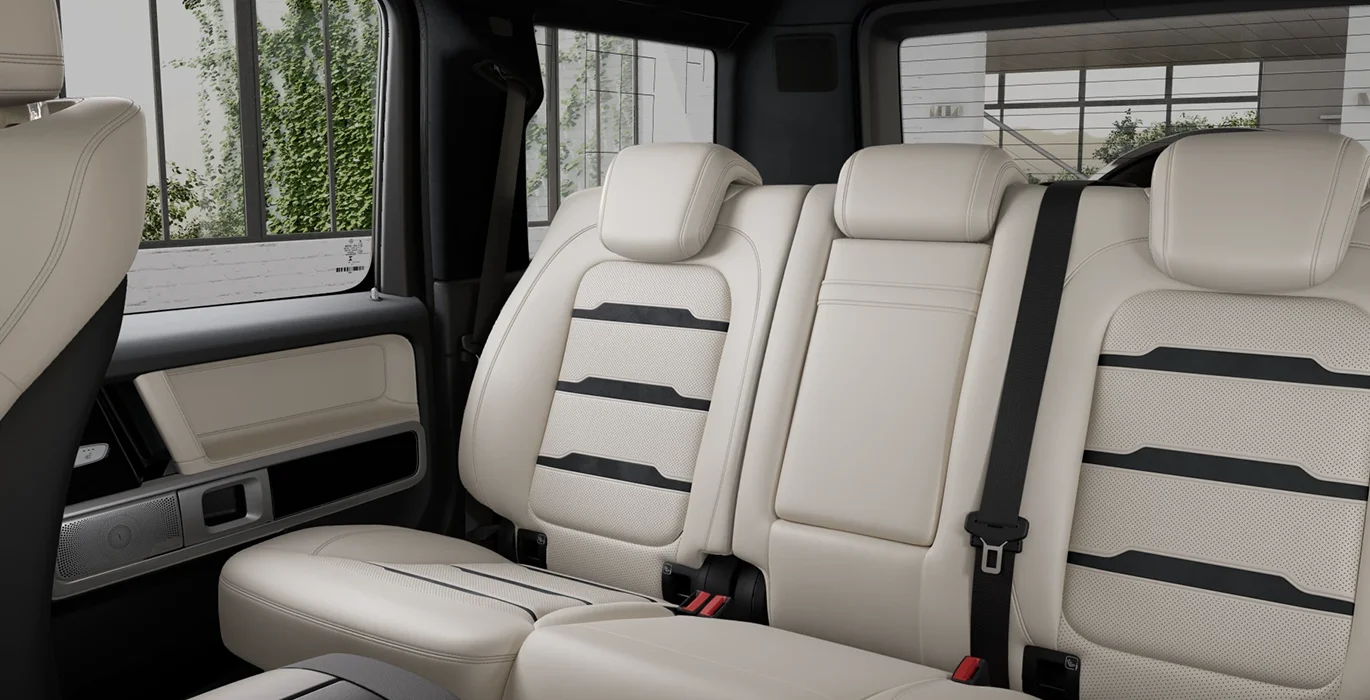 Mercedes AMG G 63 interior trasera | Avanti Renting