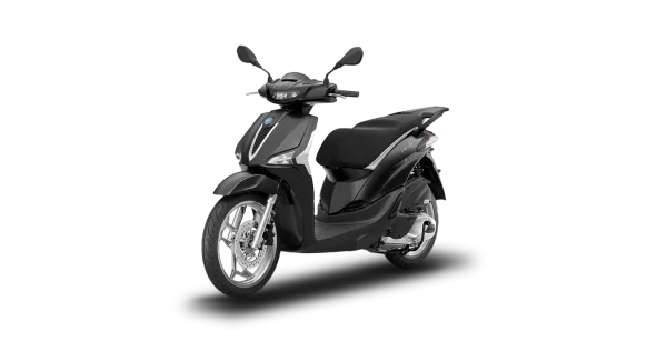 Renting Piaggio Liberty 125