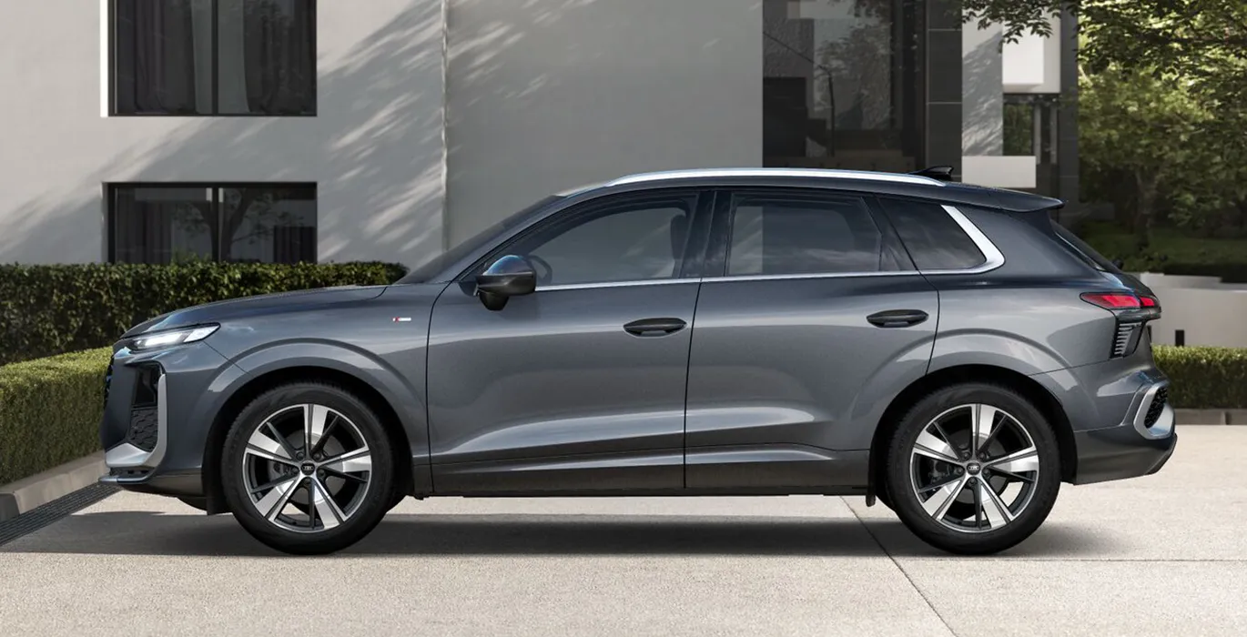 Audi Q3 S Line TFSI Stronic 2 Audi Q3 S Line TFSI Stronic lateral | Avanti Renting